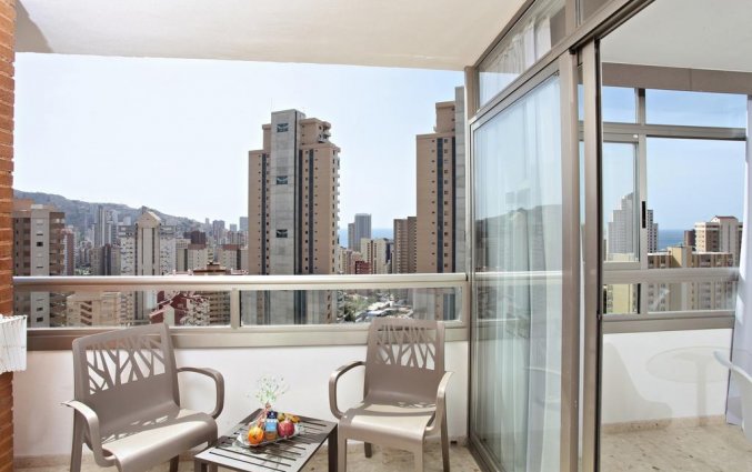 Balkon van hotel Resort Flamingo Beach in Alicante